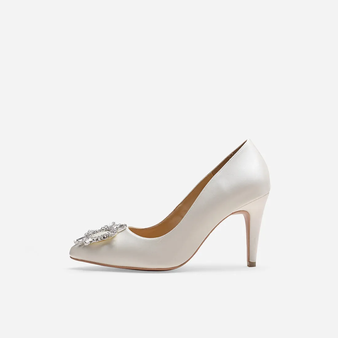 Eternal Sunshine Mariko White Pumps all