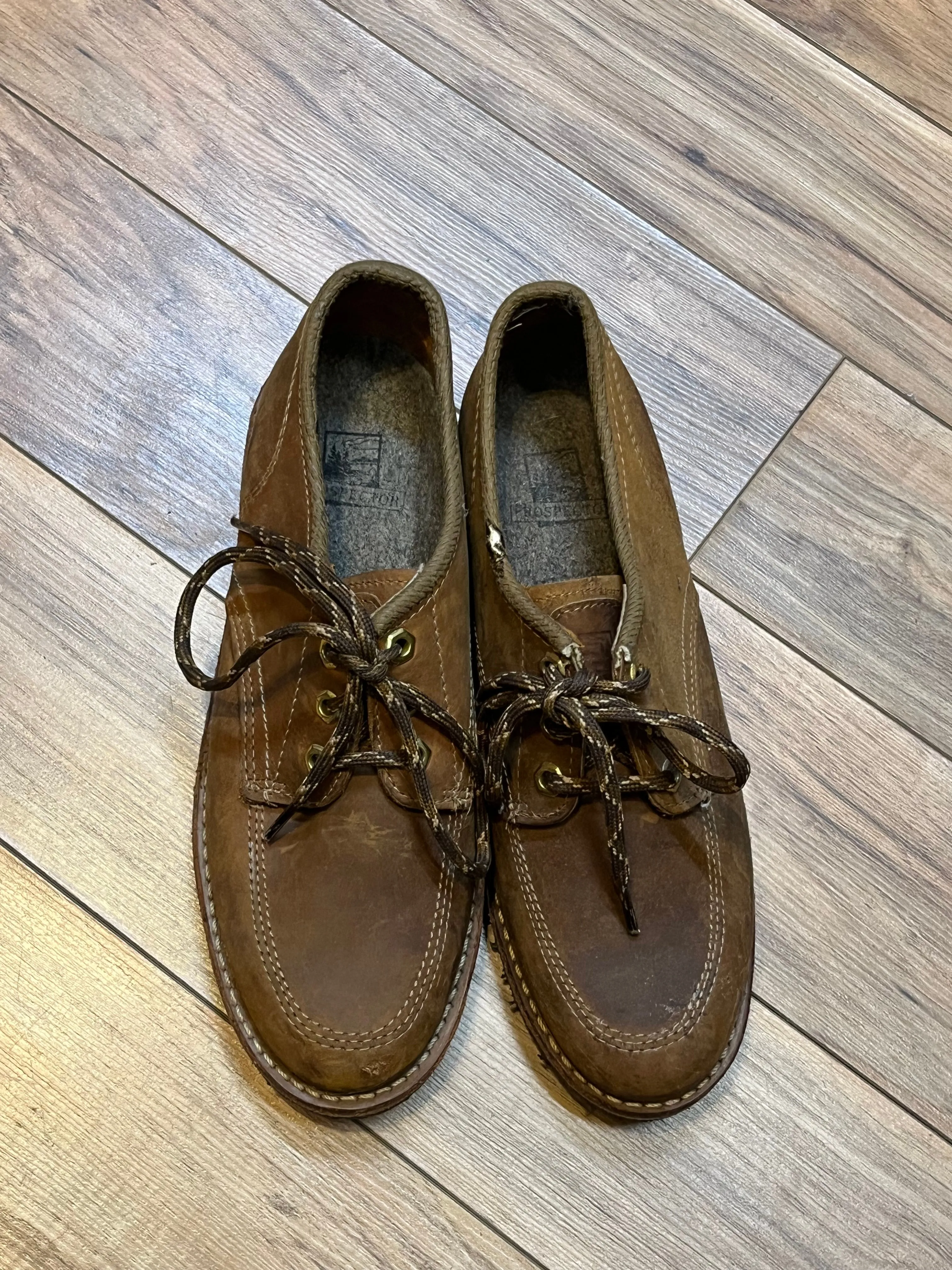 Vintage Prospector 1980’s Deadstock Moc Toe Brown Leather Shoes, Made in Canada, Womens US 9.5 SOLD